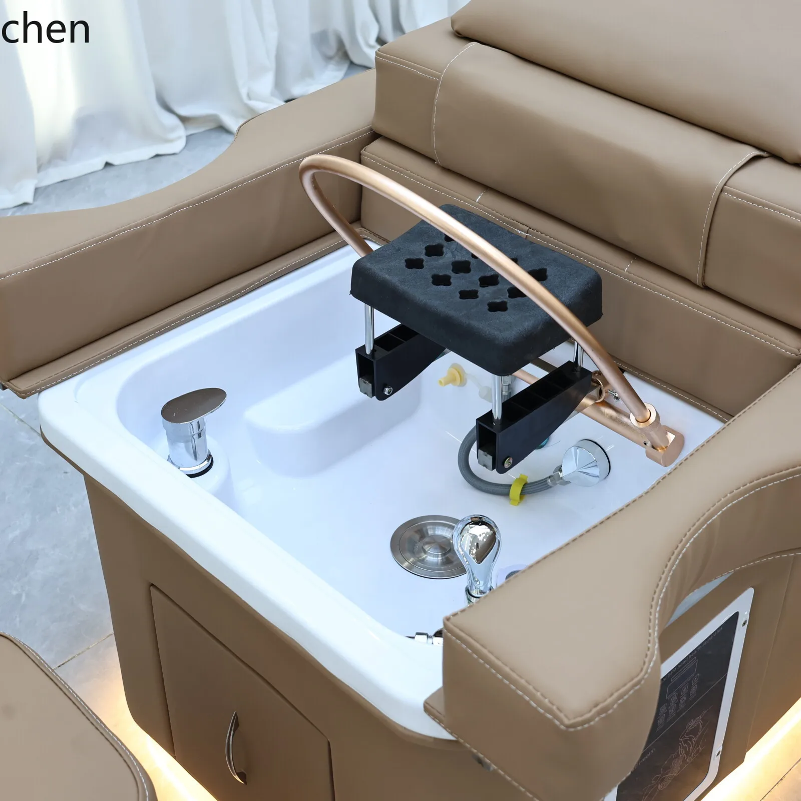 Wellness Spa With Massage - b7- Back Lift Head Therapy Wellness