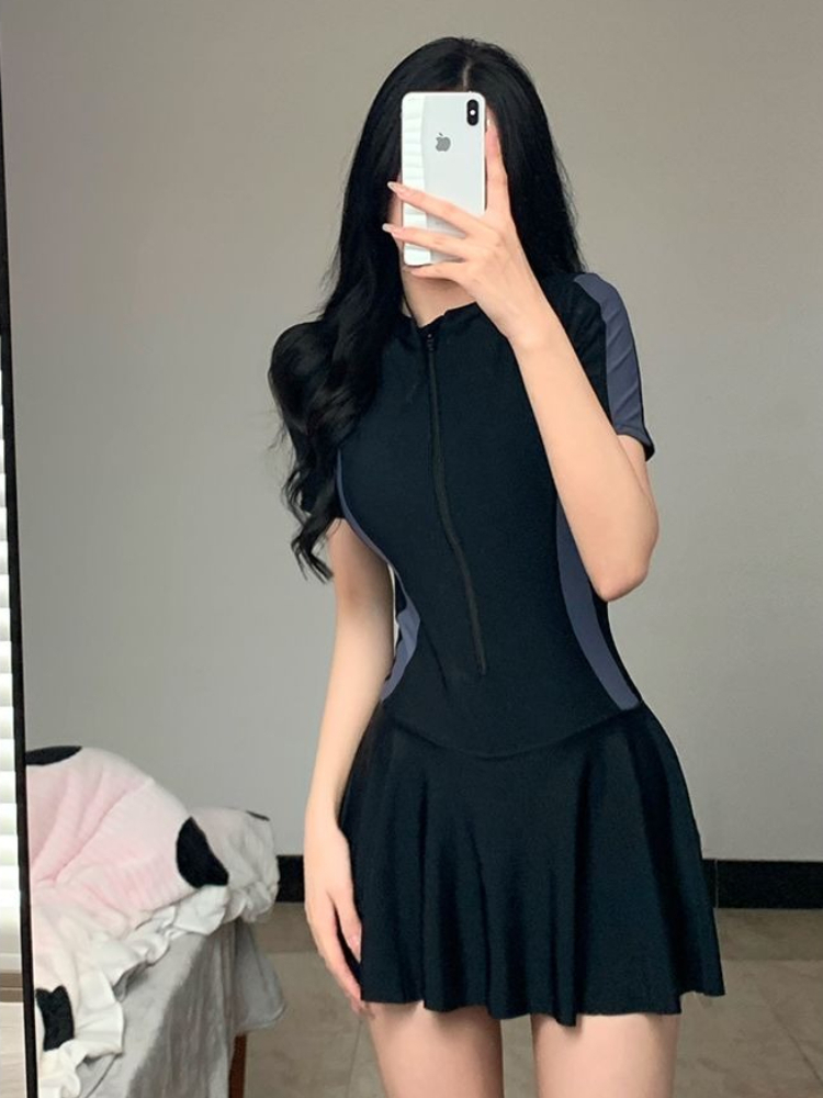 2026 New Women's Modest One Pi - đánh giá và giá Spa & Wellness Komplex Bristol Royal * * * *