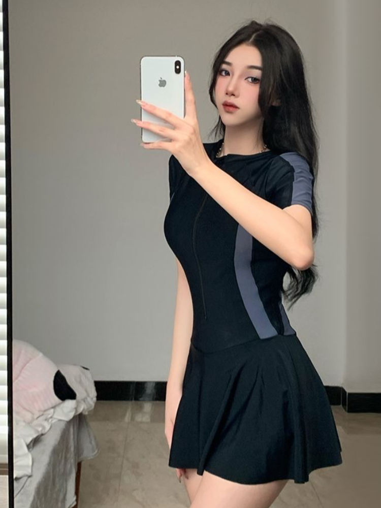 2026 New Women's Modest One Pi - đánh giá và giá Spa & Wellness Komplex Bristol Royal * * * *